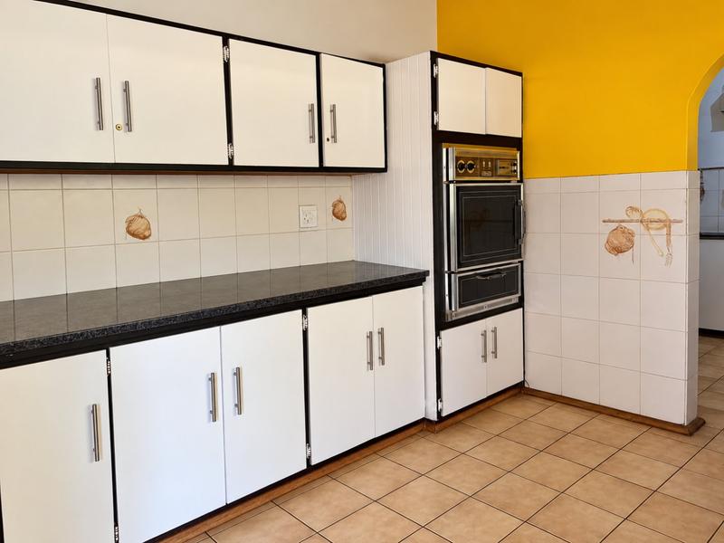 16 Bedroom Property for Sale in Brandwag Free State